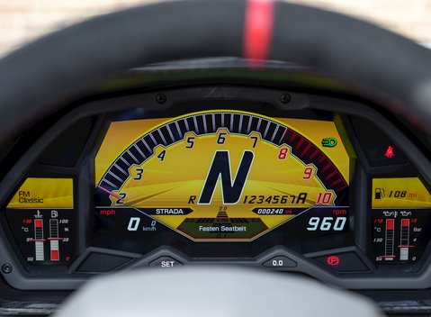 Lamborghini Aventador SV LP750-4 Roadster 17