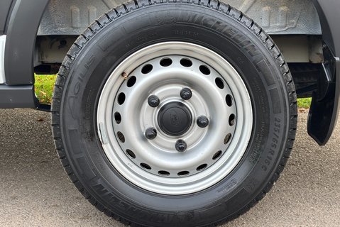 Ford Transit 350 L3 H3 130 ps Double Cab in Van - Air Con / Sat Nav 33
