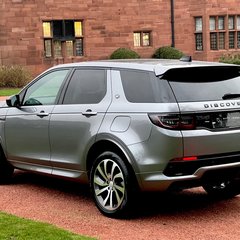 Land Rover Discovery Sport R-DYNAMIC HSE PHEV 1