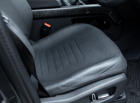 Land Rover Defender OCTA EDITION ONE 20