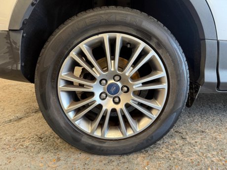 Ford Kuga 2.0 TDCi Titanium Powershift AWD Euro 5 5dr 19