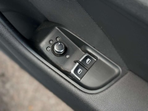 Audi A3 1.4 TFSI S line Hatchback 3dr Petrol Manual Euro 6 (s/s) (125 ps) 38