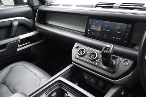 Land Rover Defender 110 P300 SE STYLED BY SEEKER FACTORY MATT FINISH HUGER SPEC  31