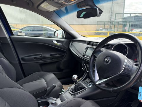 Alfa Romeo Giulietta 1.6 Giulietta Tecnica JTDM-2 5dr - NATIONAL DELIVERY* 16