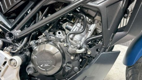 Honda CB 2021 NEO SPORT ONLY 17K STUNNING EXAMPLE 125CC 21