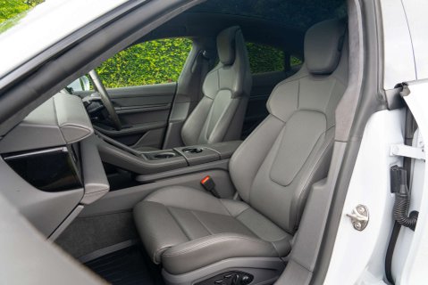 Porsche Taycan Taycan Turbo 9