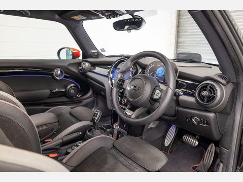 Mini Hatch 2.0 John Cooper Works Steptronic Euro 6 (s/s) 3dr 13