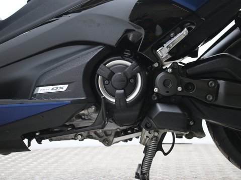 Yamaha Tmax XP 530 D-A TMAX DX 15