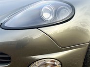 Aston Martin Vanquish V12 S 18