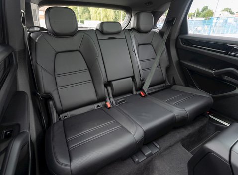 Porsche Cayenne V6 14