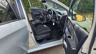 Toyota Yaris 1.5 VVT-h Icon Tech E-CVT Euro 6 (s/s) 5dr 64