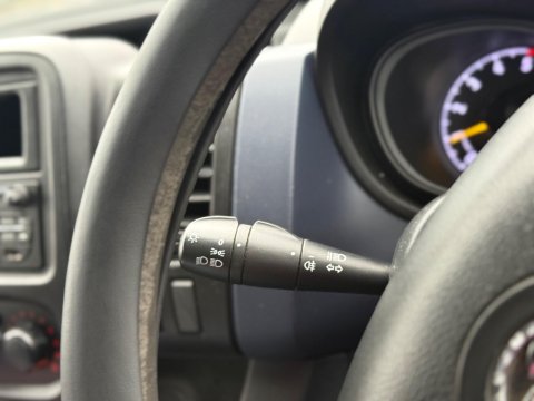 Vauxhall Vivaro 1.6 CDTi 2900 BiTurbo ecoFLEX L2 H1 Euro 6 (s/s) 5dr (9 Seat) 23