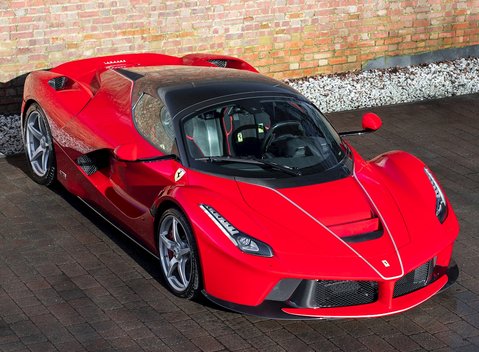 Ferrari LaFerrari Aperta 7