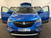 Vauxhall Grandland X 1.6 Grandland X SRi Nav Hybrid4 Auto 4WD 5dr 8