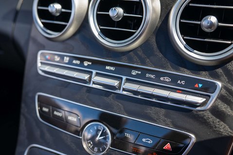 Mercedes-Benz C Class 2.0 C 220 AMG Line Premium D Auto 2dr 55