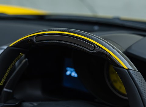 Ferrari F8 SPIDER 25