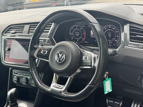 Volkswagen Tiguan 2.0 TDI R-Line SUV 5dr Diesel DSG Euro 6 (s/s) (150 ps) 13