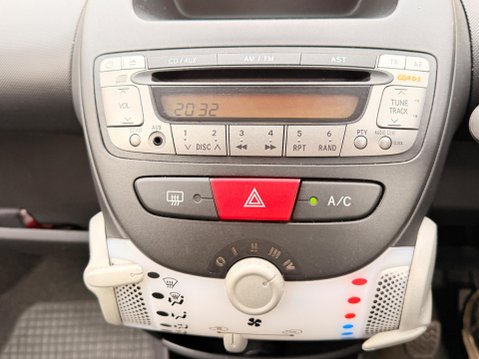 Citroen C1 1.0i VTR Euro 5 3dr 25