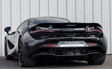 McLaren 720S Peformance 3