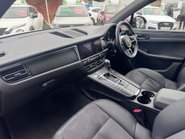 Porsche Macan PDK 13