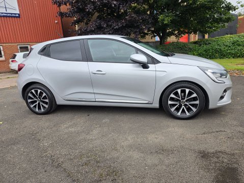 Renault Clio 1.0 Clio Iconic TCe 5dr 39