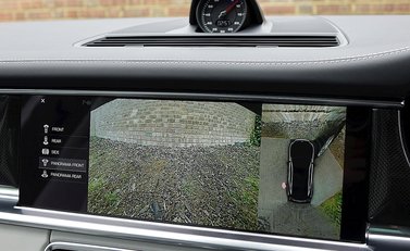 Porsche Panamera Turbo 5