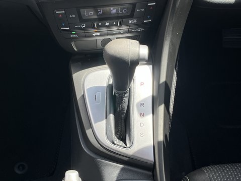 Honda Civic 1.8 i-VTEC SE Plus 5dr Auto [Nav] 16