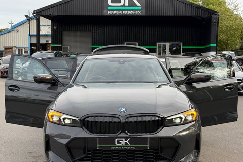 BMW 3 Series 330E M SPORT PHEV -VISIBILITY/TECH/PRO PACKS - HARMAN KARDON 9