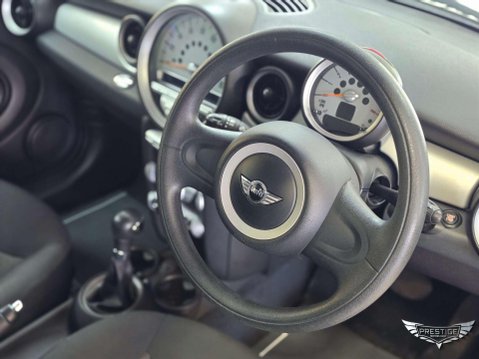 Mini Hatch 1.6 Cooper Steptronic Euro 4 3dr 48