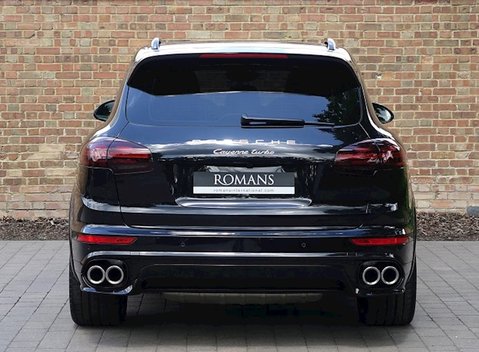 Porsche Cayenne Turbo 23