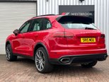 Porsche Cayenne 3.0 TD V6 SUV 5dr Diesel TiptronicS 4WD Euro 6 (s/s) (262 ps) 5