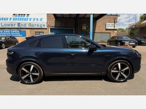 Porsche Cayenne 3.0 Cayenne V6 E-Hybrid Auto 4WD 4dr 52