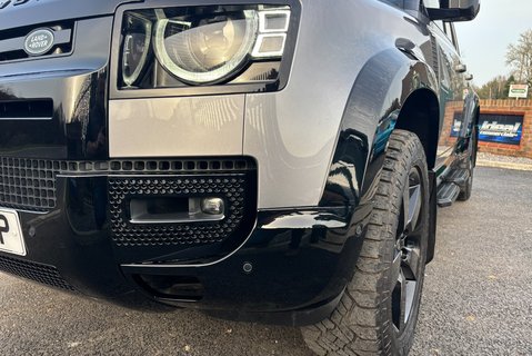 Land Rover Defender 110 D300 Hard Top HSE with Rear Seat Conversion - Black Pack 23