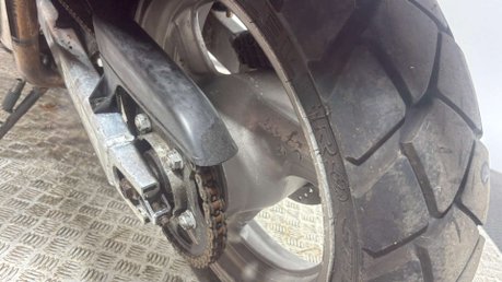 Honda XL 1000 2002 68K ADVENTURE TOURING PROJECT BIKE SPARES OR REPAIR 9