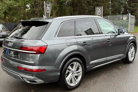 Audi Q7 TDI QUATTRO S LINE MHEV - ONE LADY OWNER  7