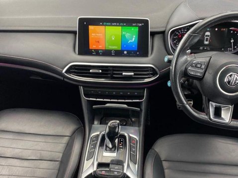 MG HS EXCLUSIVE DCT 4