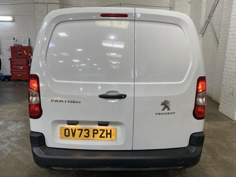 Peugeot Partner BLUEHDI PROFESSIONAL PREMIUM PLUS L1 4
