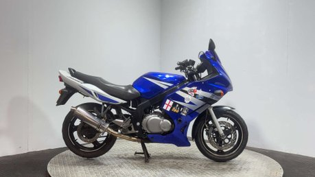 Suzuki GS500 2004 61K RUNNING PROJECT BIKE SPARES OR REPAIR 500CC A2 1