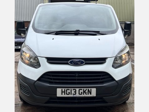 Ford Transit Custom 2.2 TDCi 270 Panel Van 5dr Diesel Manual L1 H2 (186 g/km, 98 bhp) 32