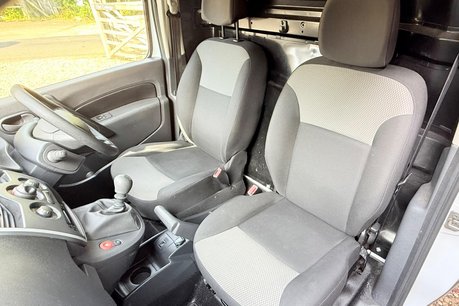 Renault Kangoo ML19 BUSINESS ENERGY DCI 28
