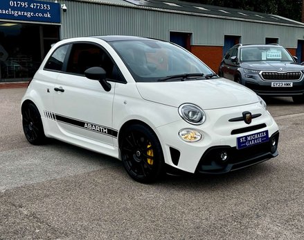Abarth 695 1.4 695 Competizione (180) Semi-Auto 3dr 4