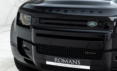 Land Rover Defender 110 X-Dynamic S D300 MHEV 21