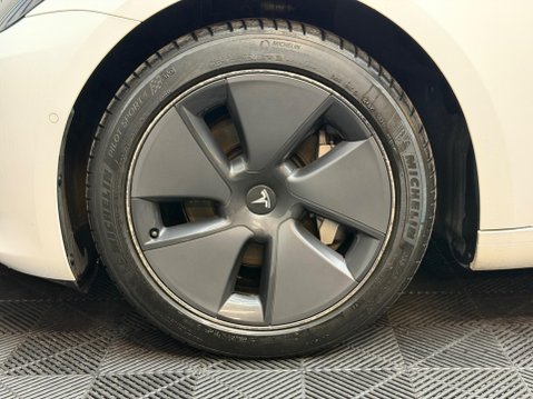 Tesla Model 3 Standard Range Plus Auto RWD 4dr 25
