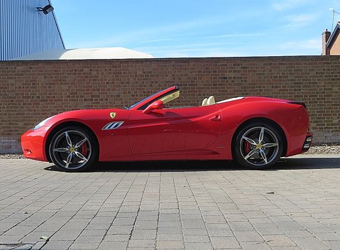 Ferrari California 5