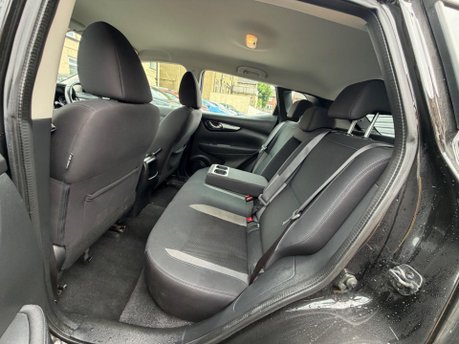 Nissan Qashqai DIG-T ACENTA PREMIUM 11