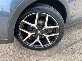 SEAT Arona 1.0 Arona FR Sport EcoTSI 5dr 3