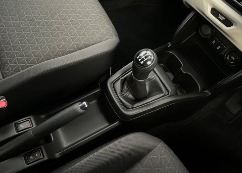 Suzuki Swift MOTION 26