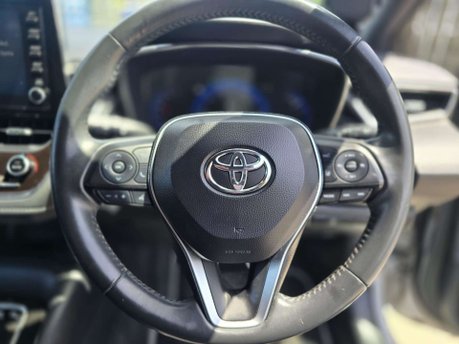 Toyota Corolla 1.8 VVT-h Design Hatchback 5dr Petrol Hybrid CVT Euro 6 (s/s) (122 ps) 31