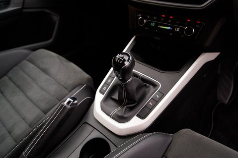 SEAT Arona TSI XCELLENCE LUX 33