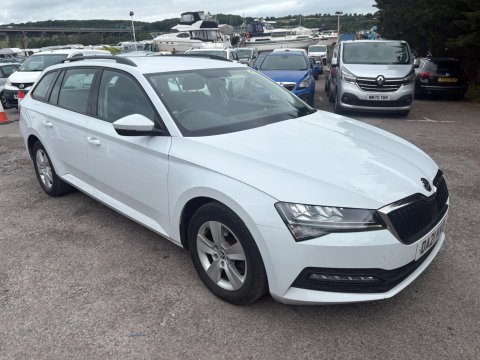 Skoda Superb S TDI DSG 3